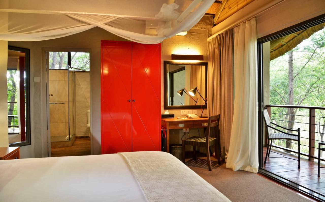 Victoria Falls Safari Suites Quarto foto